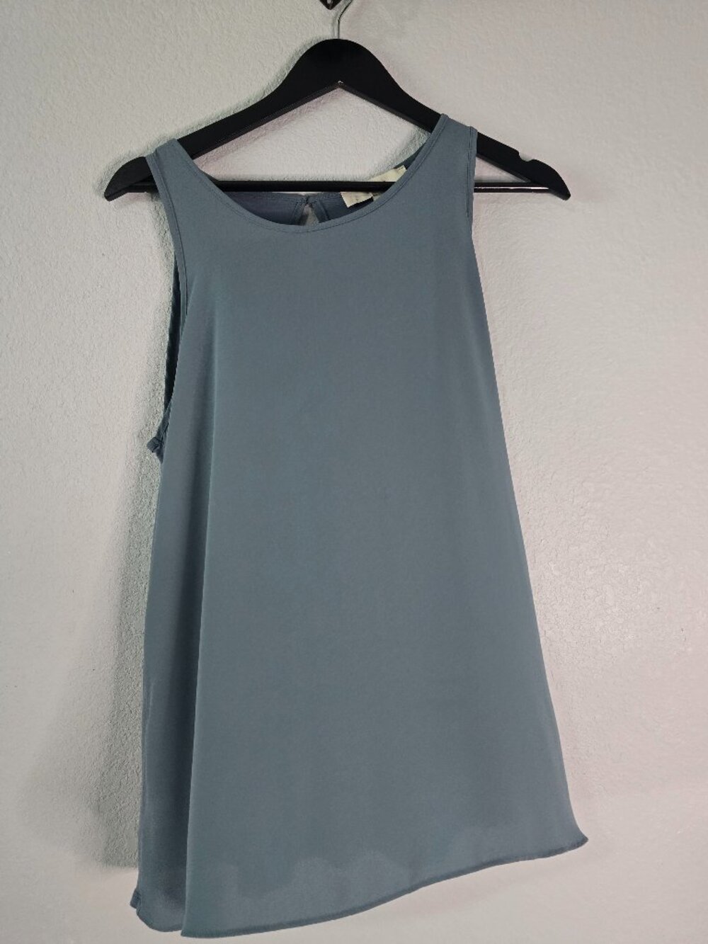 LOFT Outlet Dusty Blue Sleeveless Tunic Blouse Size Medium
